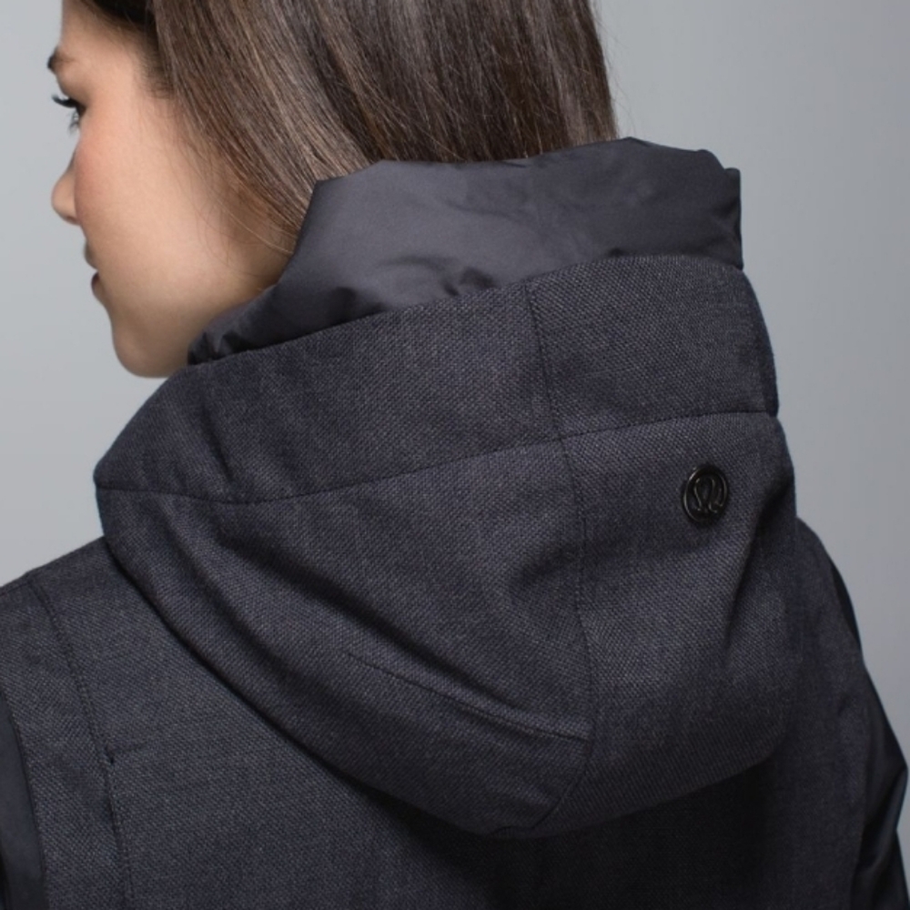 Lululemon Blizzard Parka Size 6 - Picture 3 of 11